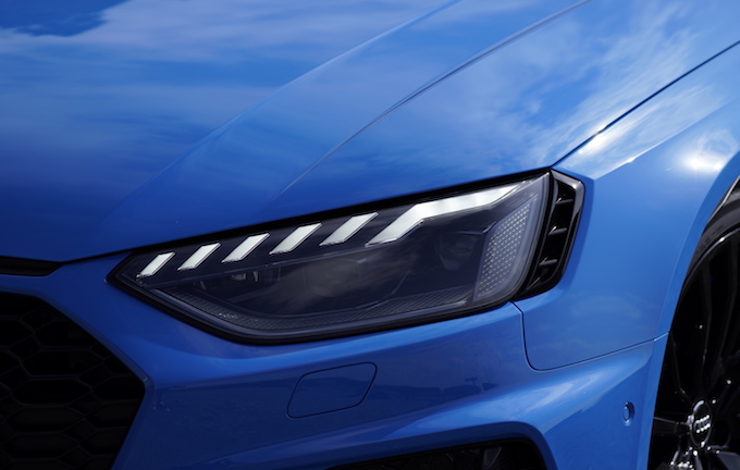 試乗 新型アウディ Rs4アバント 素直なフィーリングで味わうトルク感 30年近く爆速ワゴンを生産するアウディならではの高い完成度 カーセンサー 自動車情報サイト 新車 中古車 Carview