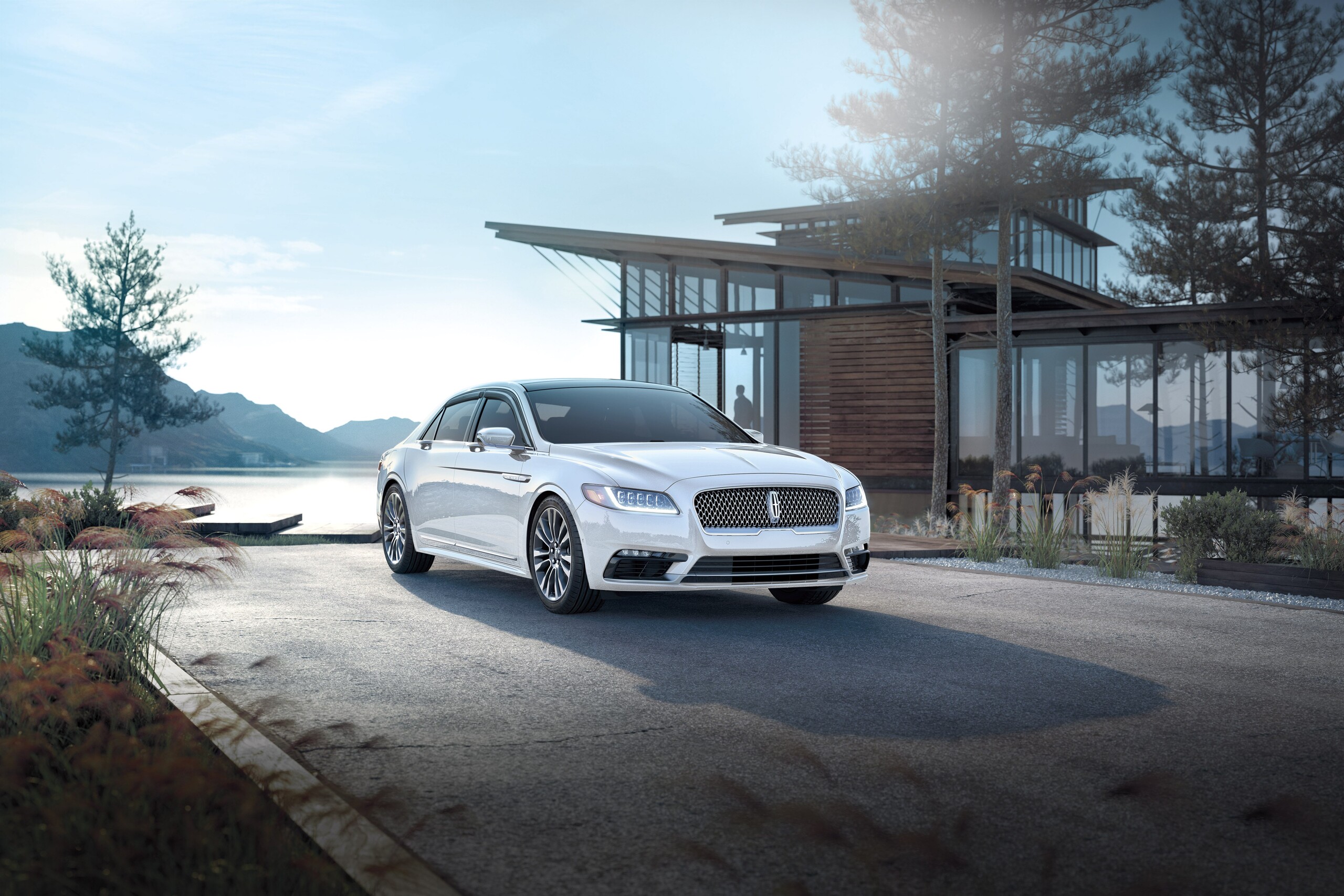 リンカーン・コンチネンタル生産終了へ……消えゆくアメ車セダンへの小川フミオの思い