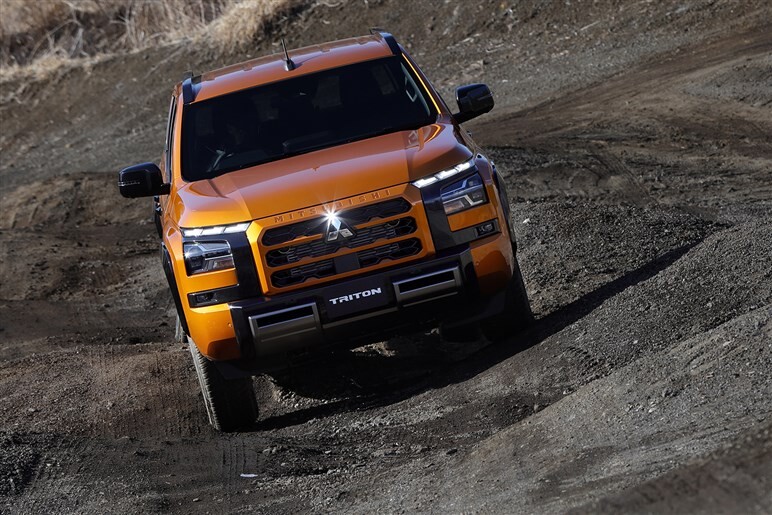 「トライトン」の悪路走破力がパジェロ級。SUVの洗練か、ピックアップの可能性か、そこが問題だ！