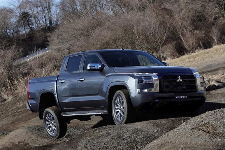 「トライトン」の悪路走破力がパジェロ級。SUVの洗練か、ピックアップの可能性か、そこが問題だ！