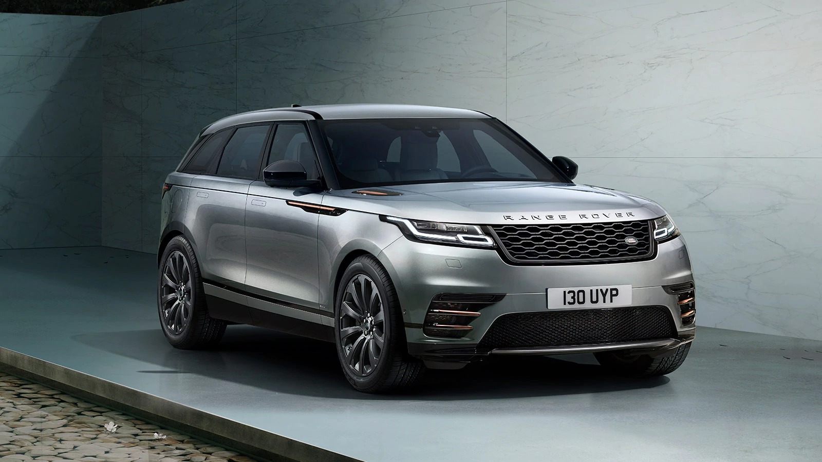 走行中のノイズを打ち消すキャンセリング機能を搭載したランドローバー Range Rover Velar Dime 自動車情報サイト 新車 中古 車 Carview