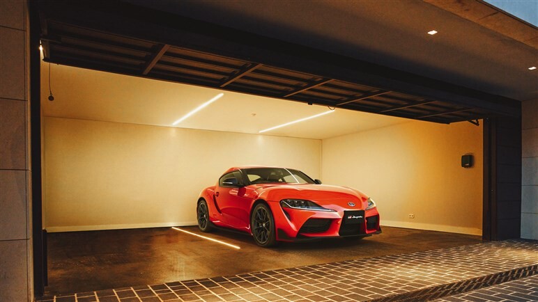 鮮烈。GRスープラにレース車オマージュの2つの限定車が登場！ 5月8日から受付