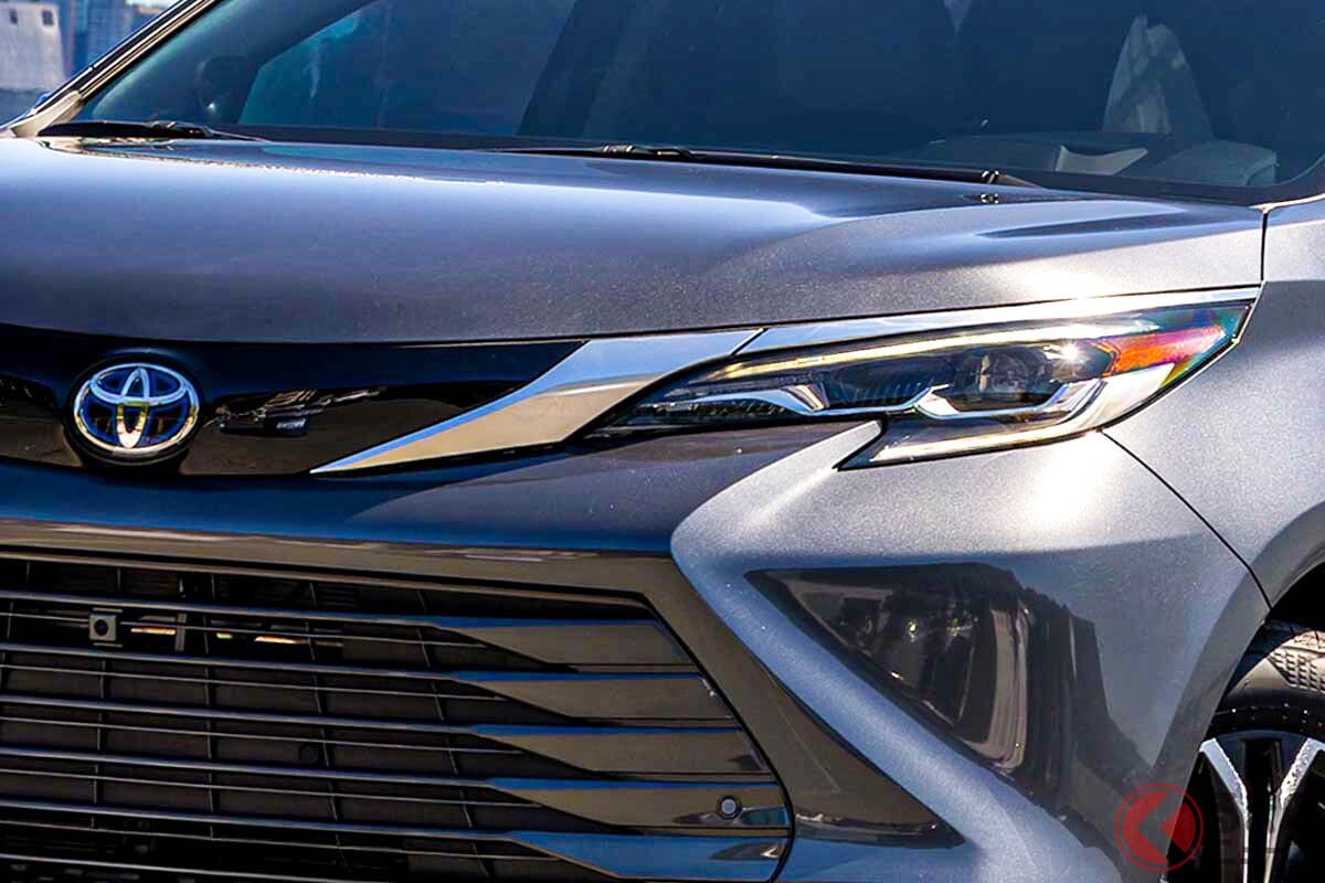 トヨタ「エスティマ“後継車”」がスゴい！ 「アルファード」より大きくて掃除機付き!? 「乗り心地がいい」と評判の“全長5m超え大型ミニバン”「シエナ」米国モデルへの反響は？