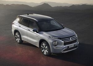 三菱自動車、アウトランダーのマイルドハイブリッドを北米に投入　1.5Lターボ＋モーター搭載