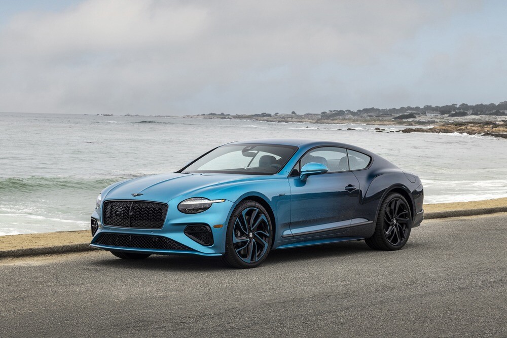 【オンブレ by マリナー】ベントレーが唯一無二の革新的グラデーション塗装オプションを発表