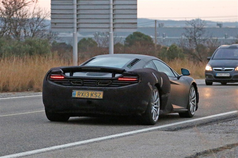 マクラーレン新モデル「P13」のプロトを捕獲