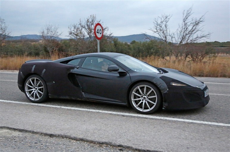 マクラーレン新モデル「P13」のプロトを捕獲