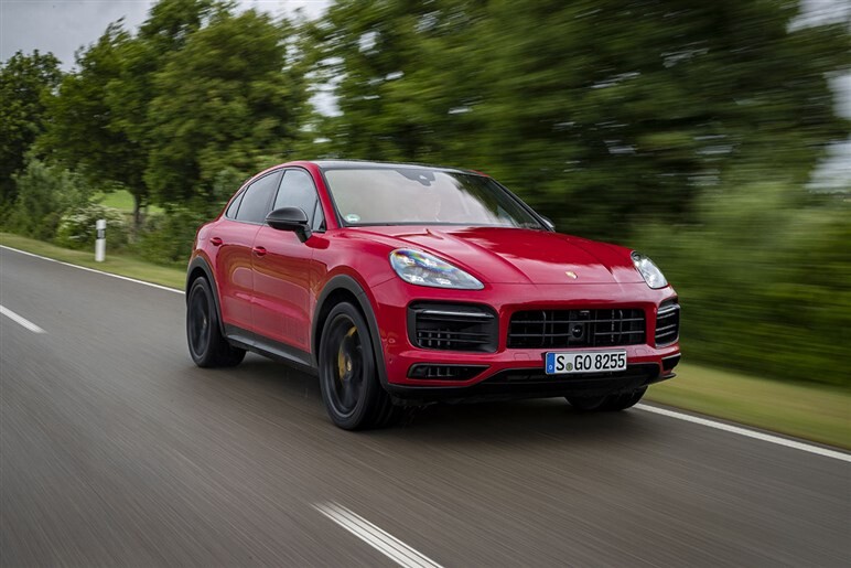 パワフルなV8を再び起用したカイエンGTSだが燃費の悪化はちょっと後ろめたい