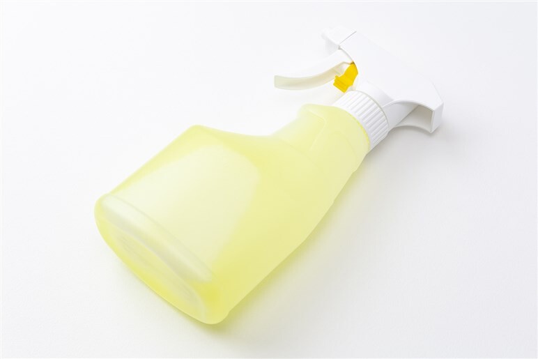 【ガラスが曇る原因とは？】放っておくと事故の原因になるかもしれない…すぐにできる対処法と対策を解説