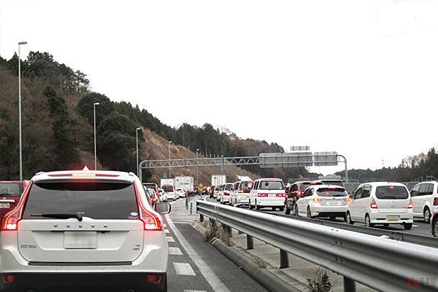 高速道路の加速車線は何メートル 遅いクルマでも合流できるのか くるまのニュース 自動車情報サイト 新車 中古車 Carview