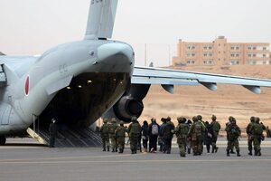 「中東脱出」自衛隊の輸送機に乗せられるのは“日本人だけじゃない” 変化した「在外邦人等輸送」 苦い経験をしっかり反映