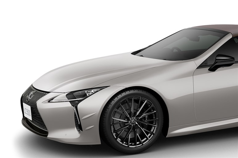 【限定100台】V8搭載レクサス「LC」に特別仕様車「ピナクル」登場。新色×専用エアロで魅せるレクサスの頂点…受付は8月7日まで