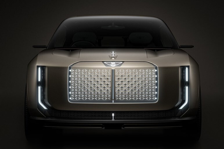 ベントレーの“赤ちゃんベンテイガ”は電動化！ 高級コンパクトSUVが2026年デビュー予定