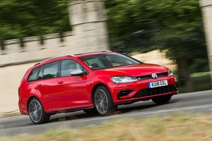 VWゴルフRエステート・パフォーマンスパック　環境によって「R」で充分