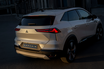 三菱が新型コンパクトSUV「グランディス」を発表！ フルハイブリッドモデルもラインナップし2025年内に欧州で販売開始【新車ニュース】