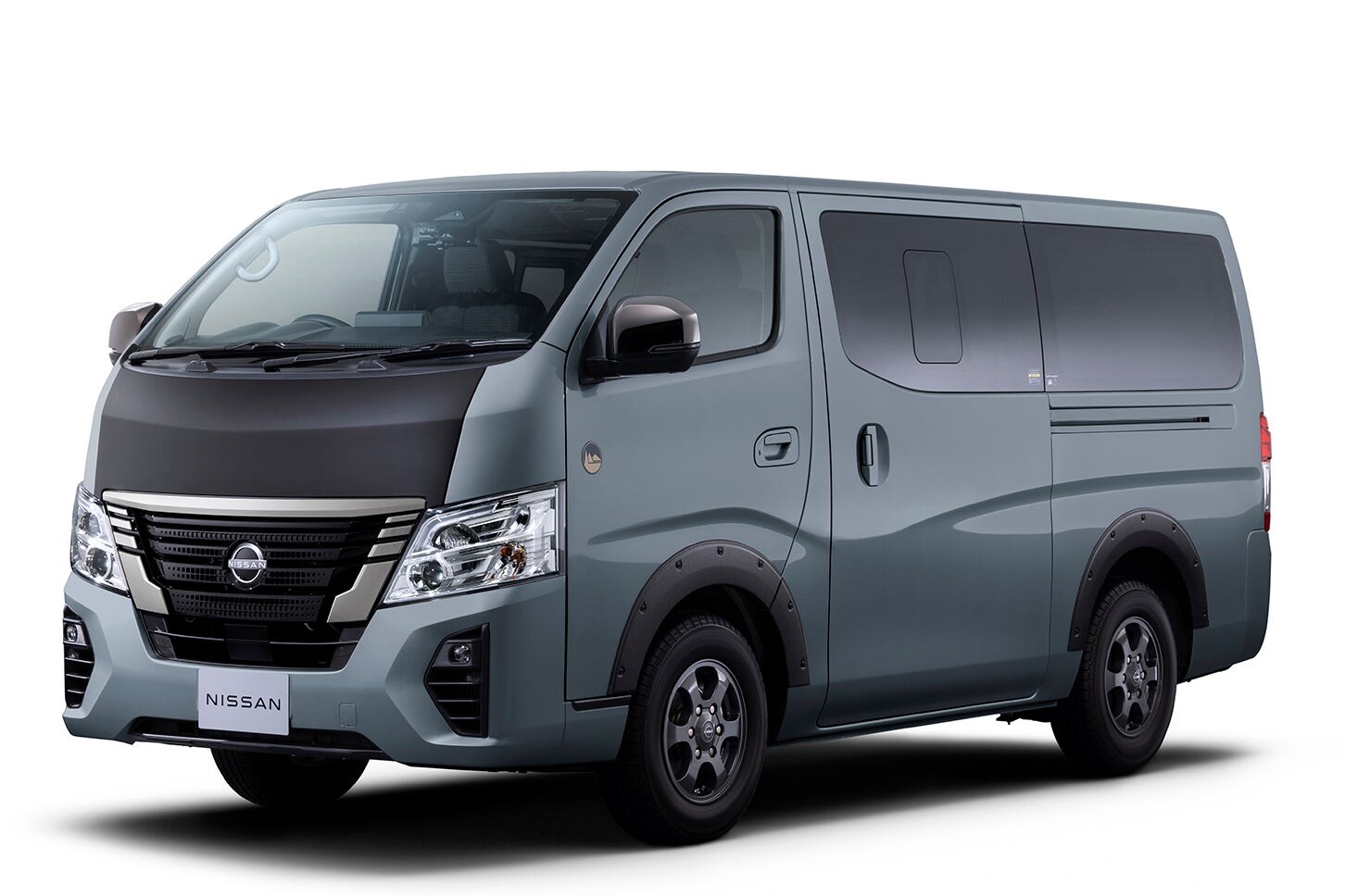 日産キャラバンが“アウトドア仕様”に大変身！ 「SOTOASOBIパッケージ」はどんな内容？【新車ニュース】