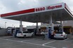 減少するGS再編進む　全国のガソリンスタンドのほぼ半分！「エネオス」が多くなった理由