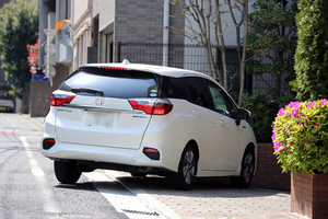 「事故は運転者の責任でしょ」ってワケにはいかない！　社用車で事故ると会社も責任を負う必要アリ