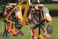 自転車のタイヤにスニーカー!?　質実剛健コラボが生んだヘンテコ自転車　ドイツのタイヤメーカー「コンチネンタル」が!!