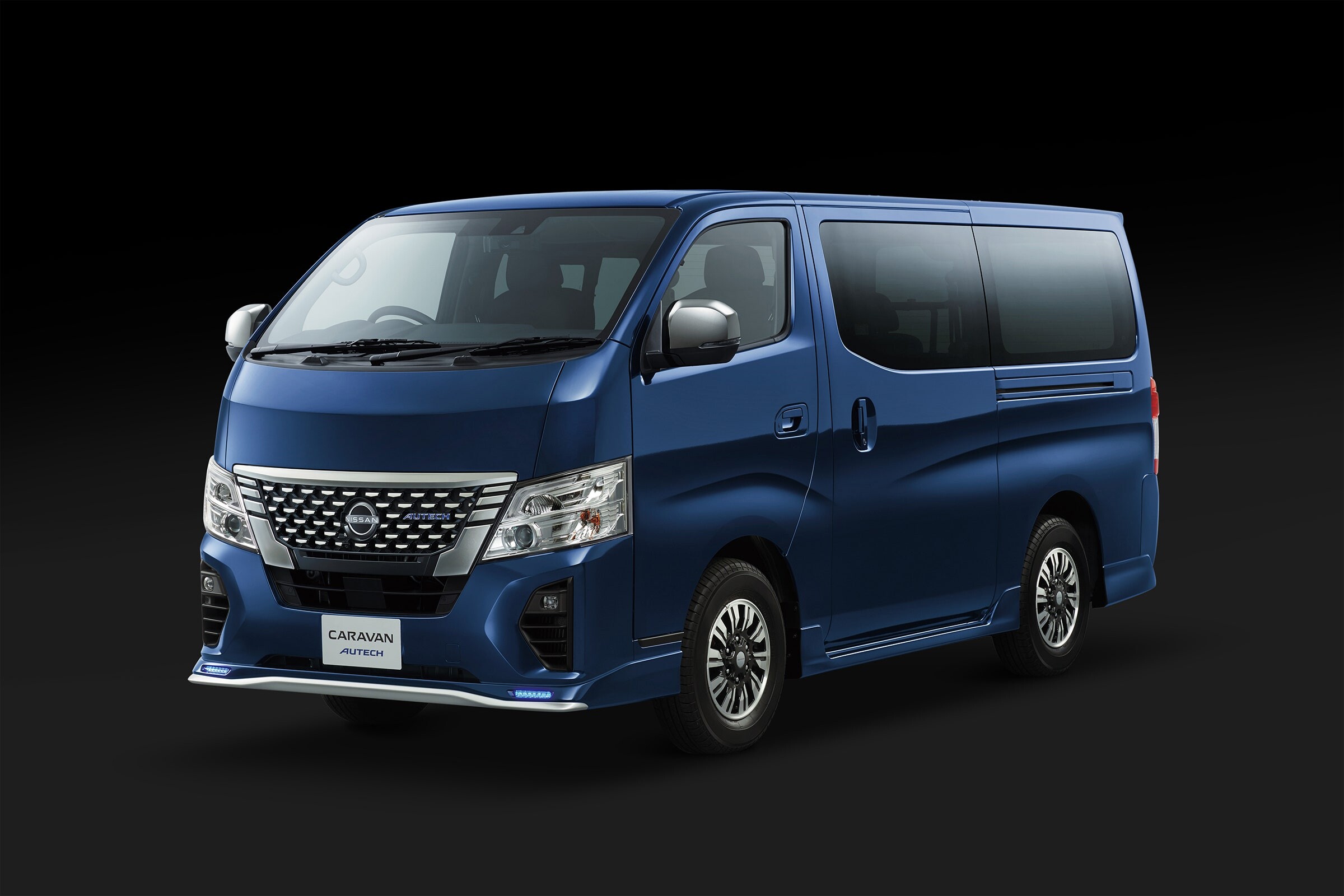 日産キャラバンの個性が際立つ──新しいオーテックに注目だ