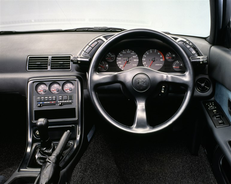 【ボクらが憧れた日産を振り返る】S13シルビア、パルサーGTI-R、Z32、R32型GT-R…そしていま必要なのも“憧れのクルマ”でしょ！