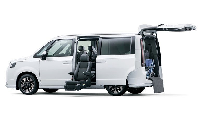 「ステップワゴン」改良でホンダの“想定外”が発生中!? ガソリン車が長納期の背景とは
