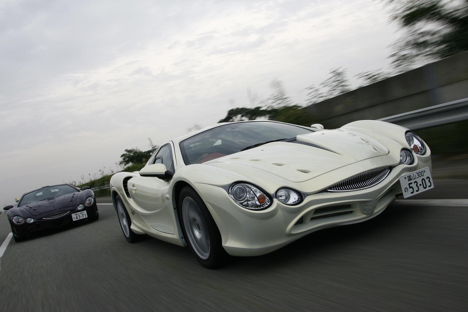 トラックの下をくぐれそうな 薄べったさ 地べたに座ってるような全高10mm未満のクルマ４選 Web Cartop 自動車情報サイト 新車 中古車 Carview