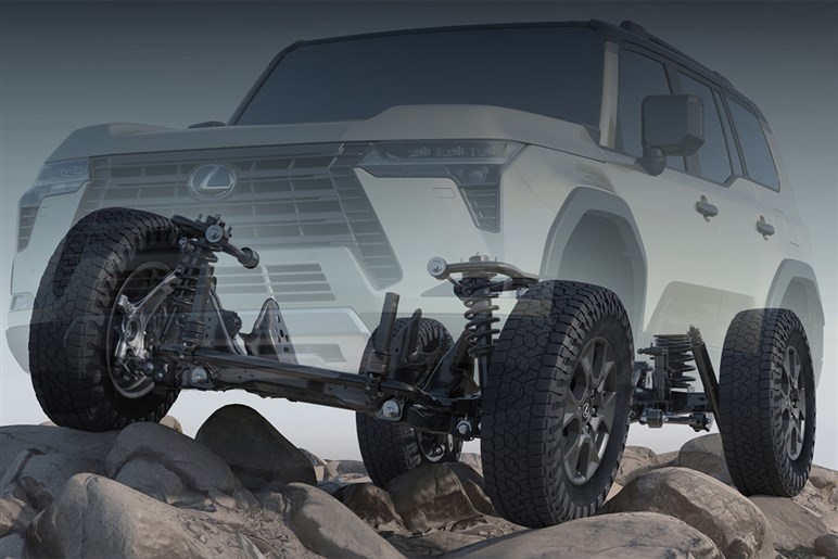 レクサス「GX」はいつ買える？　不正認証問題の影響で先行販売モデルが納車延期…通常グレードは来年1月か