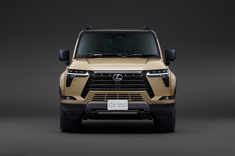 レクサス「GX」はいつ買える？　不正認証問題の影響で先行販売モデルが納車延期…通常グレードは来年1月か