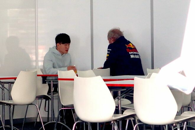 F1 Topic：角田とマルコがミーティング。予選での一件は「エンジニアに責任がある」と伝える／F1メキシコGP