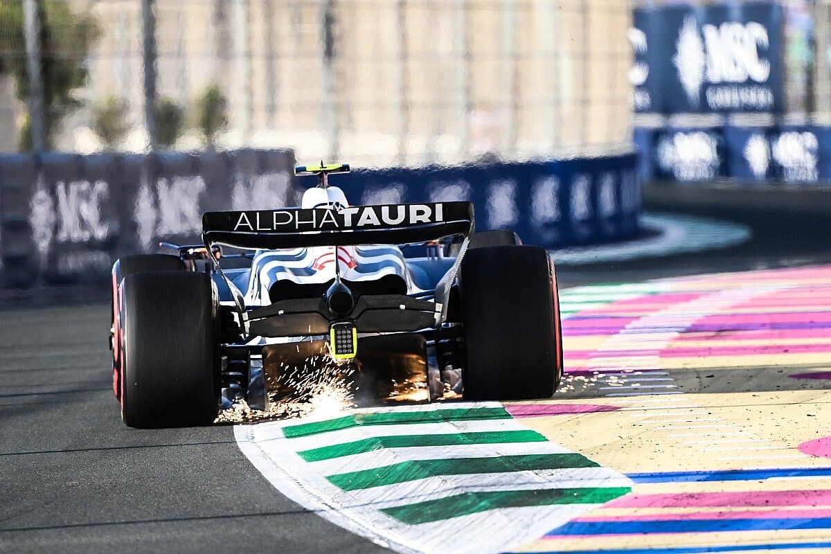 F1サウジアラビアFP2速報｜フェルスタッペンが最速！　アロンソとペレスが続く。角田裕毅は13番手