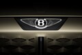 ベントレーが新しいコンセプトカーを7月8日に発表！ 「ウイングドB」エンブレムは5バージョン目に刷新【新車ニュース】