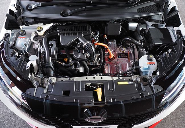 日産ノート オーラnismoが提示する 電動スポーツ の新たな刺激 カー アンド ドライバー 自動車情報サイト 新車 中古車 Carview