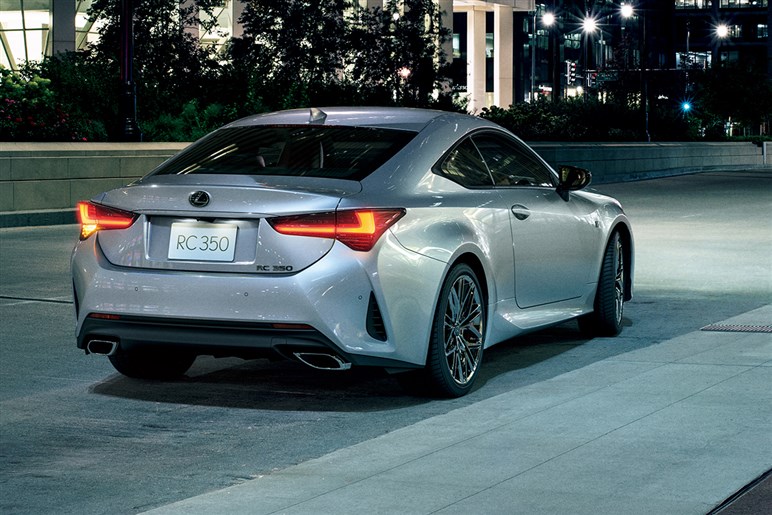 レクサスの誇る“美形”V8クーペ「LC500」が主戦場の米でハイブリッド終了、V8一本になる本当の理由とは？