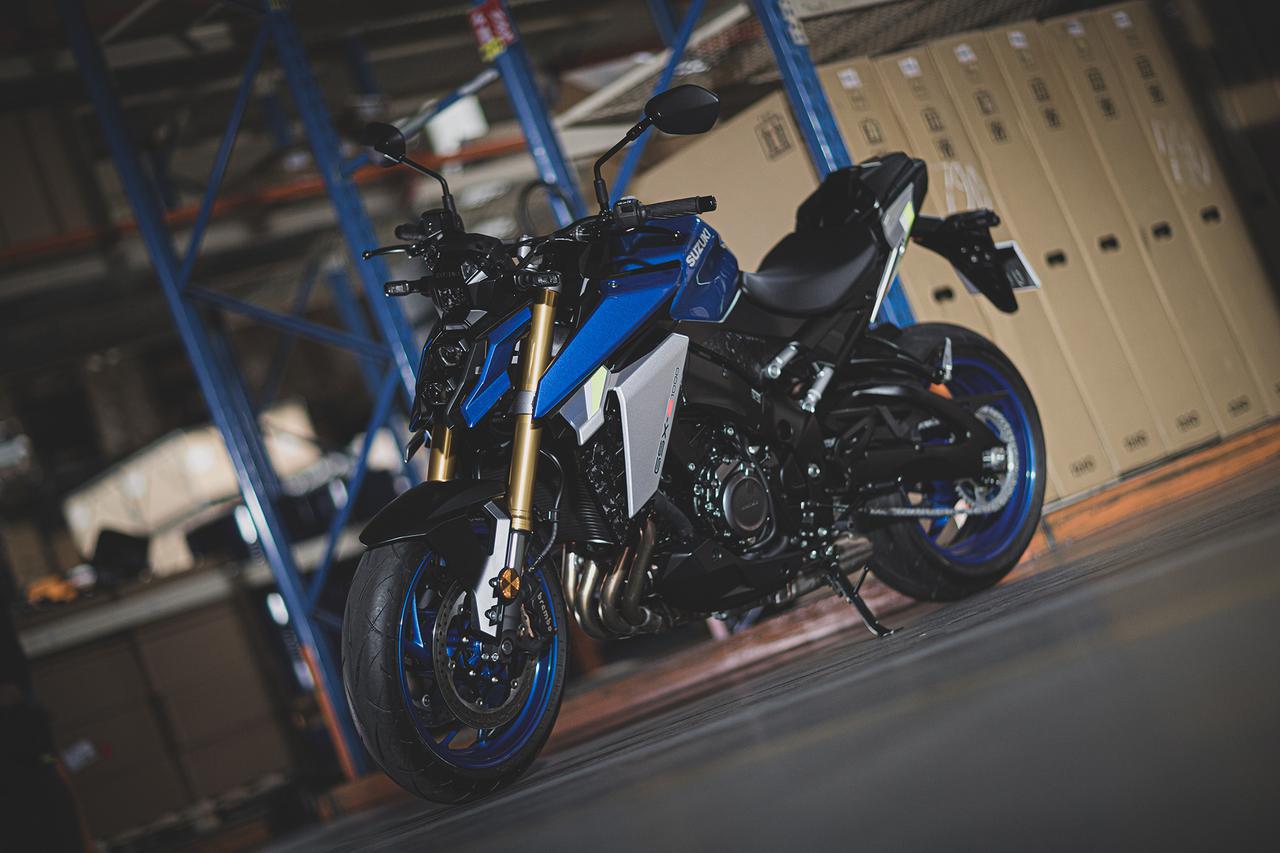 スズキの伏兵 新型 Gsx S1000 はエンジンに注目 最高出力152馬力へのパワーアップより注目したいのは Suzuki Gsx S1000 21 エンジン編 Webオートバイ 自動車情報サイト 新車 中古車 Carview