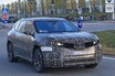 BMW近未来的SUV「ノイエ・クラッセX」　iX3後継？　新型コンセプト3月21日公開へ