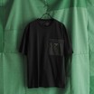 シンプルで普遍的なデザインにプラダならではの美学が宿る──2025年夏のTシャツ&カットソーコレクション