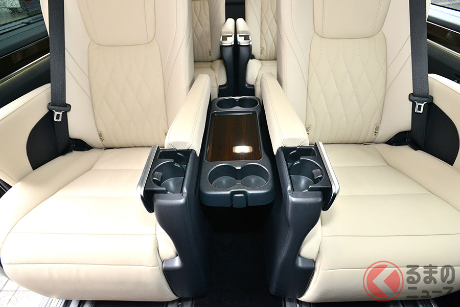 圧巻のトヨタ アルファード 超え 11人乗り新型mpv スターリア とは グランエース とも比較 くるまのニュース 自動車情報サイト 新車 中古車 Carview