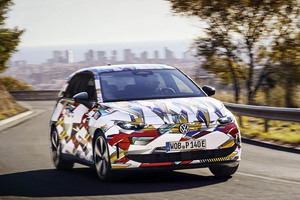 【写真75枚】VW新型「ID.ポロ」全貌解禁。455万円・荷室435L・GTI確約――2026年春、“ベストセラー”の再定義