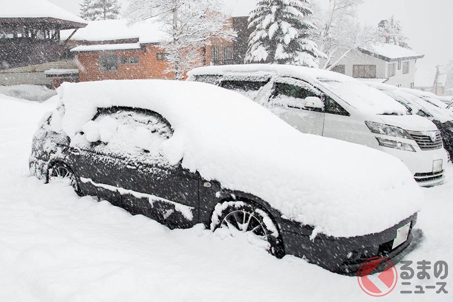 走行中 急に 前が見えない 怖い 雪乗せ車による 雪爆弾 か 危ない 寒冷地域の一部では規定あり くるまのニュース 自動車情報サイト 新車 中古車 Carview