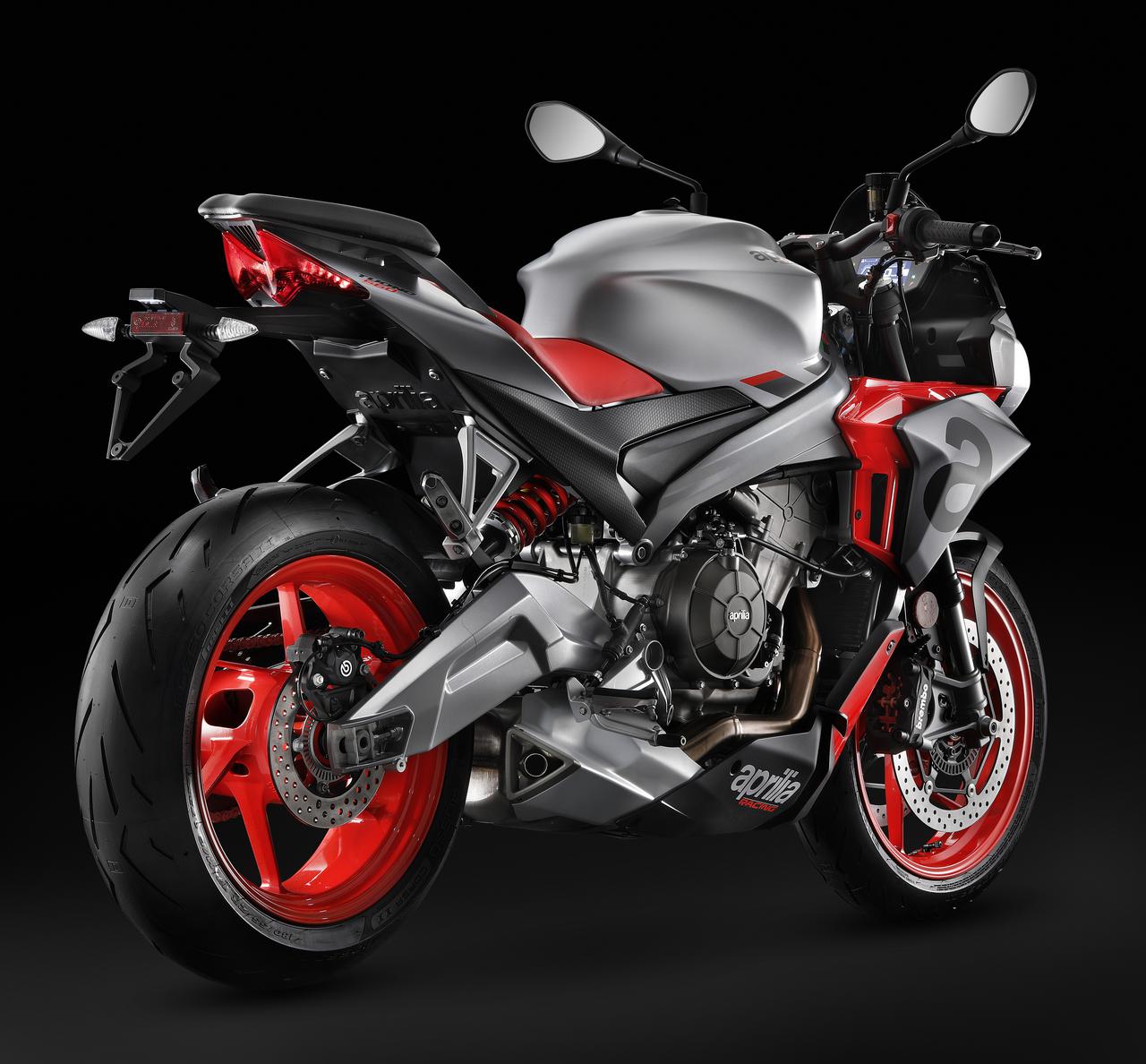 高性能ネイキッド トゥオーノv4の魅力をミドルクラスへ アプリリアがニューモデル トゥオーノ660 を公開 21速報 Webオートバイ 自動車情報サイト 新車 中古車 Carview