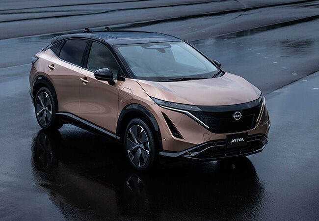 本日開始のテレビcmでキムタクが乗ってアピールする 日産アリア とは どんなクルマなのか カー アンド ドライバー 自動車情報サイト 新車 中古車 Carview