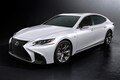 レクサスの旗艦セダン・LSの“スポーティ版”が世界初公開