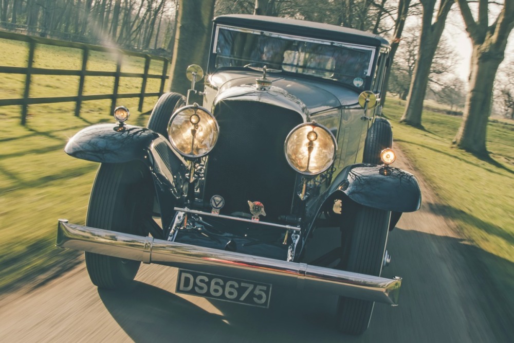 ベントレー・スピードシックス（2）　豪華客船のようにシームレス　滲み出るカリスマ性