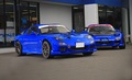 「鮮やかなライトブルーで塗装されたFD3Sブラザーズ！」アリーナの技術力を示す2台のデモカーにズームイン