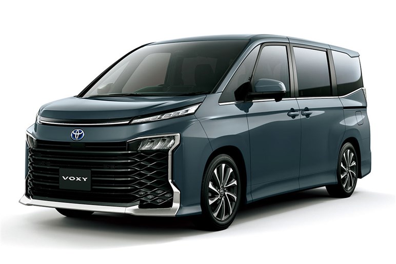 【全身まっくろ】“黒真珠”をまとったブラックエディション登場　シトロエン「ベルランゴ」に特別仕様車追加