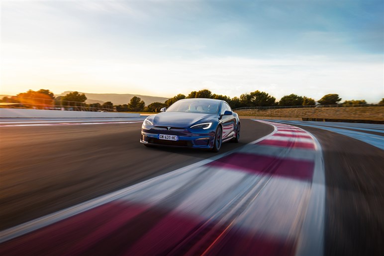 【セルシオ復活の布石か】トヨタの新フラッグシップEV「bZ7」が、圧巻のAIシステムを搭載して日本上陸するかも…だと？