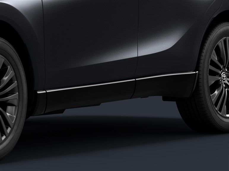 【実際どうなの？】高級SUV「ハリアー」購入者の評価。ハイブリッドとガソリンで分かれる明暗、意外な“格上モデル”がライバルに