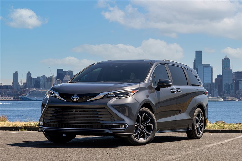 【セルシオ復活の布石か】トヨタの新フラッグシップEV「bZ7」が、圧巻のAIシステムを搭載して日本上陸するかも…だと？