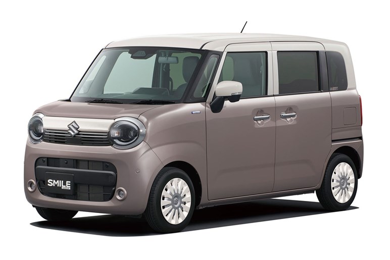 「こんなのムーヴじゃない」の声もあるが…スライドドア採用の新型は概ね好評。王者「N-BOX」と比べ価格も有利に？